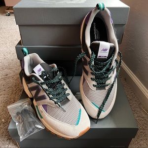 Brand New in Box Authentic New Balance Men’s 574 Size 13D